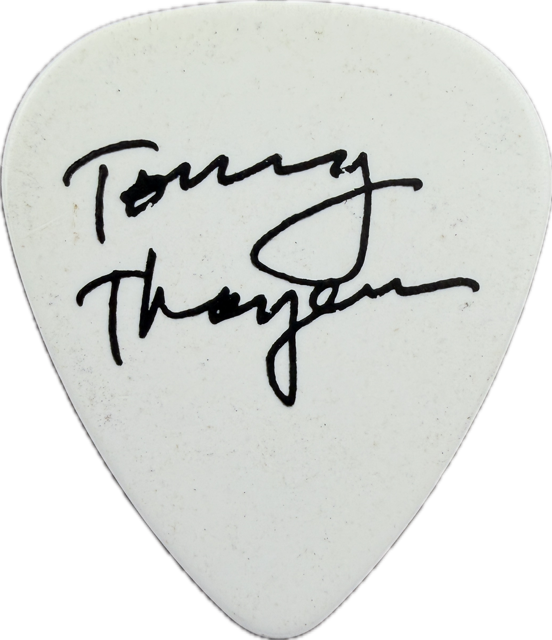 TOMMY THAYER KISS 2010 SONIC BOOM TOUR GUITAR PICK reverse