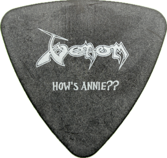 VENOM HOW’S ANNIE?? TRIANGLE TOUR GUITAR PICK reverse